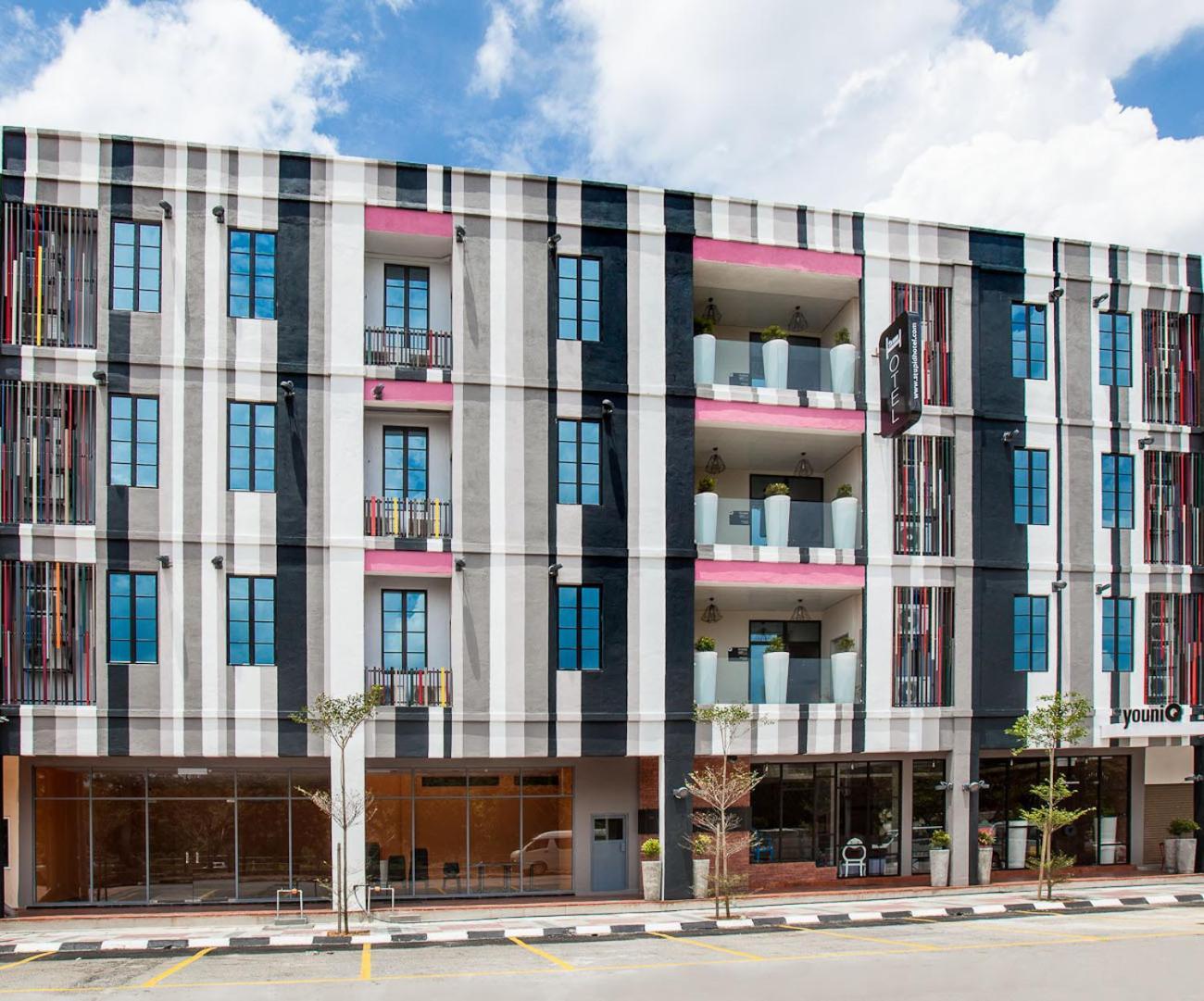 The Youniq Hotel, Klia T1, Klia T2 Сепанг Екстериор снимка